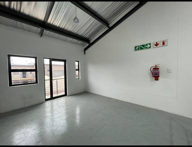 145M² WAREHOUSE TO LET IN BARBEQUE DOWNS
